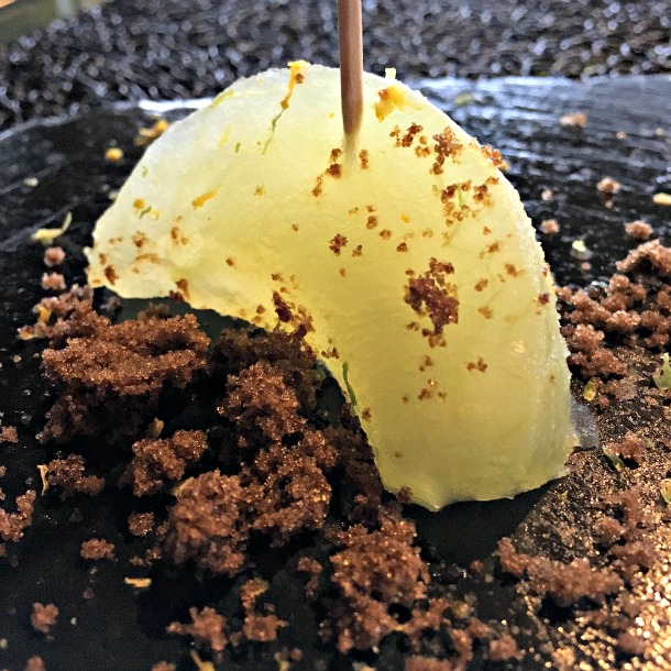 manzana-abastos-planeta-en-conserva