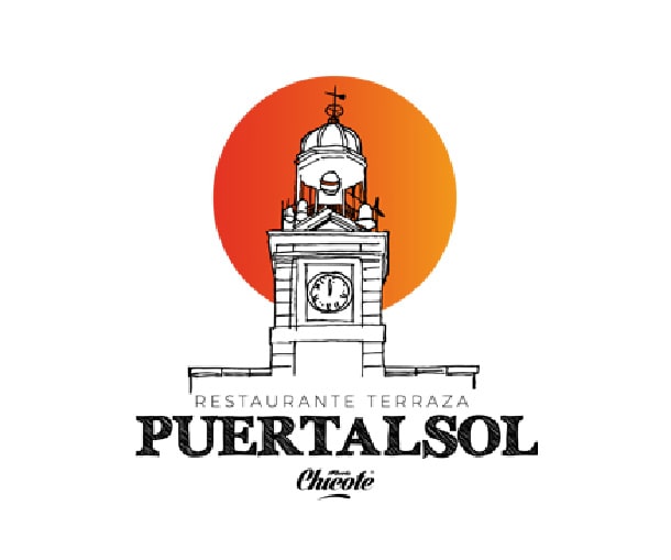 Puerta del Sol, cenando frente al emblemático reloj de la mítica plaza madrileña...